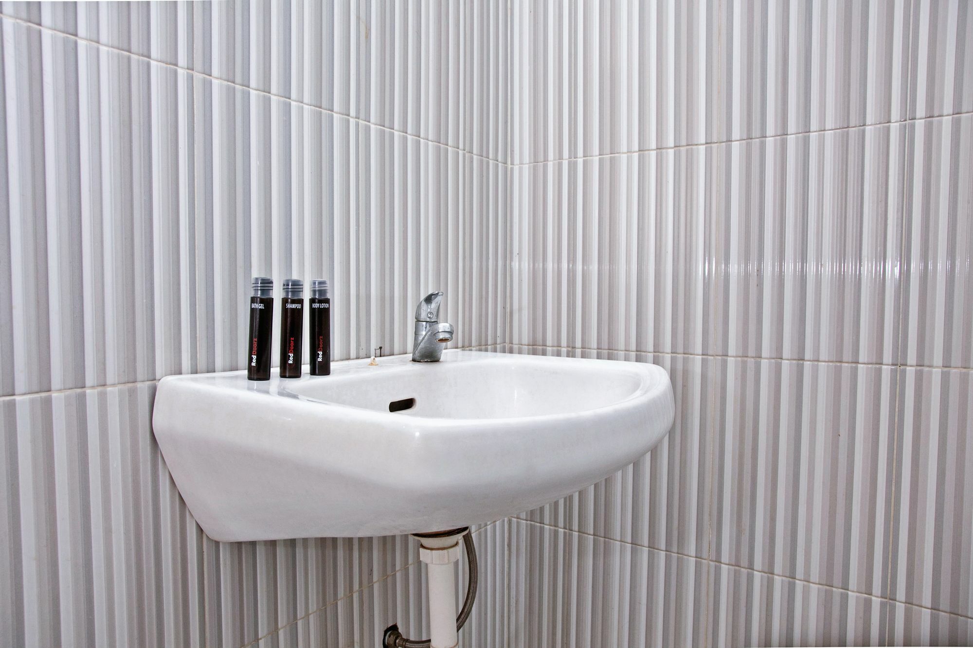 Reddoorz Near City Of Tomorrow Mall Surabaya Luaran gambar